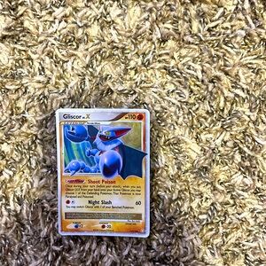 sparkly Gliscor lv.x 2008 Pokémon card